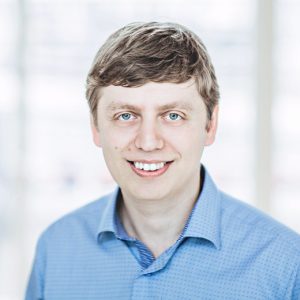 Кадры делового Мира
