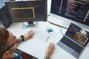 IMG 7641 300x200 - Как выбрать курсы C++ программирования: советы и рекомендации