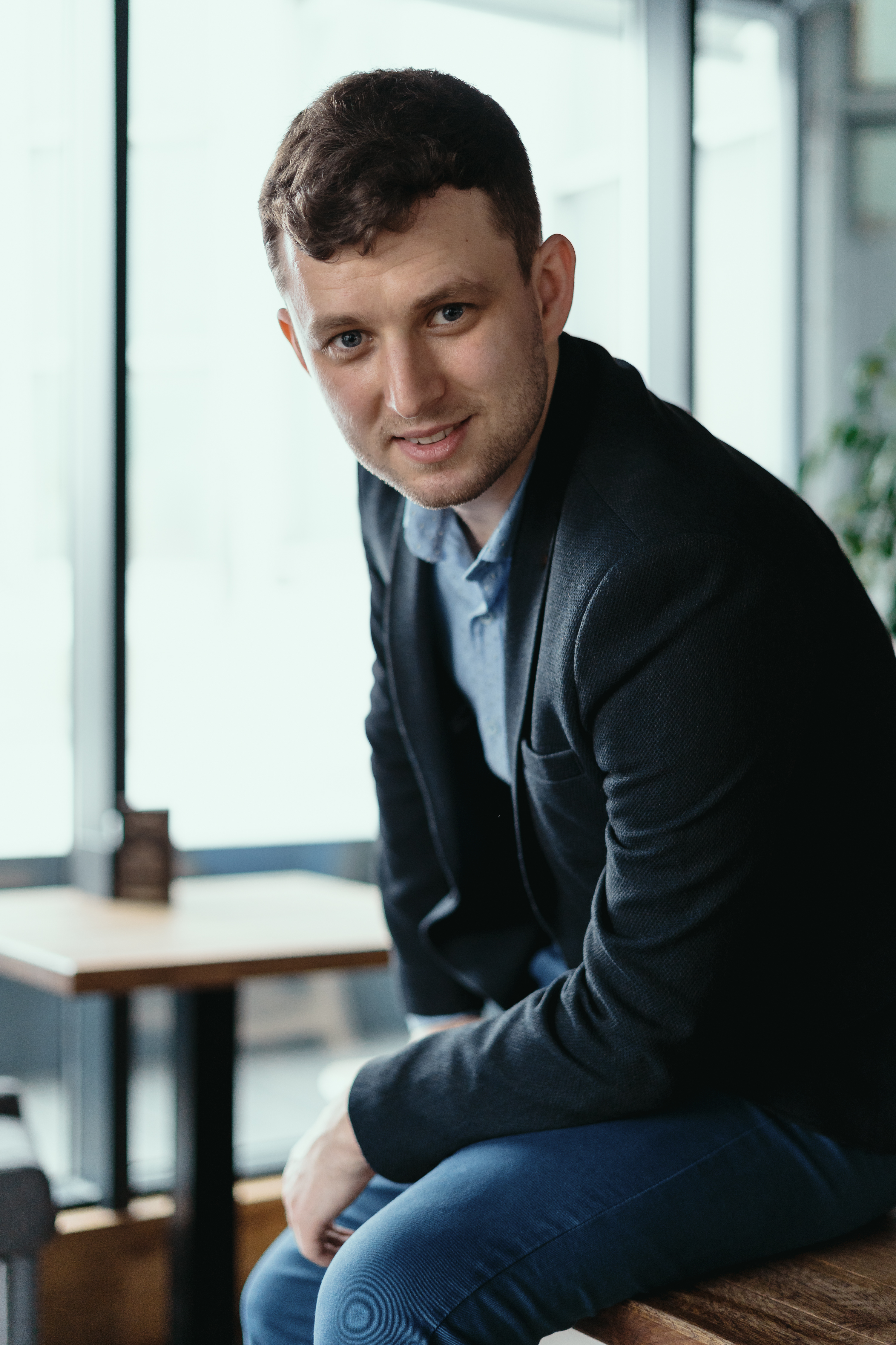 Тимур, викладач курсів: італійська мова, розмовна італійська, італійська для роботи, італійська для подорожей, граматика італійської мови, усний та письмовий переклад — Кадри ділового світу