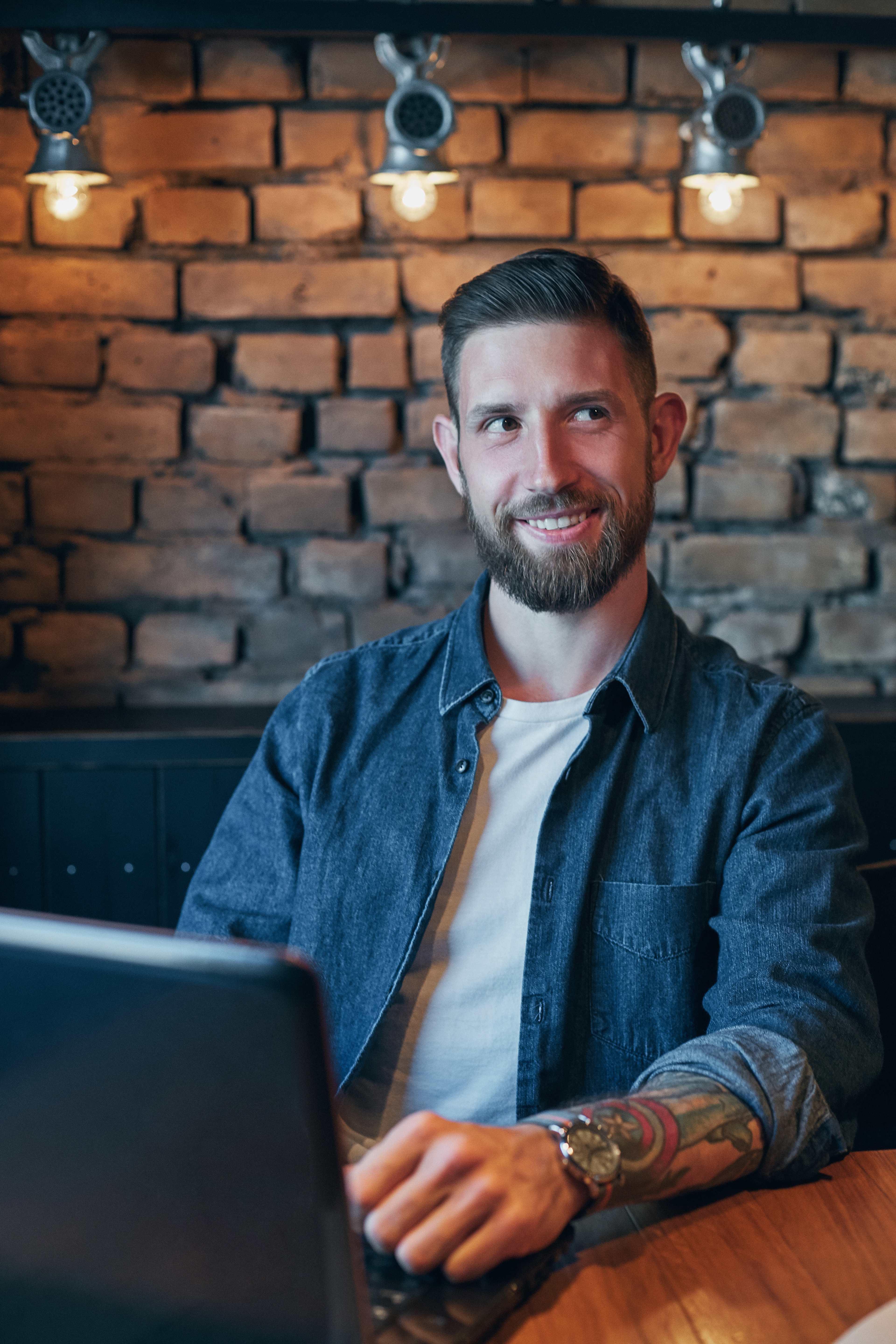 преподователь курса фронтенд