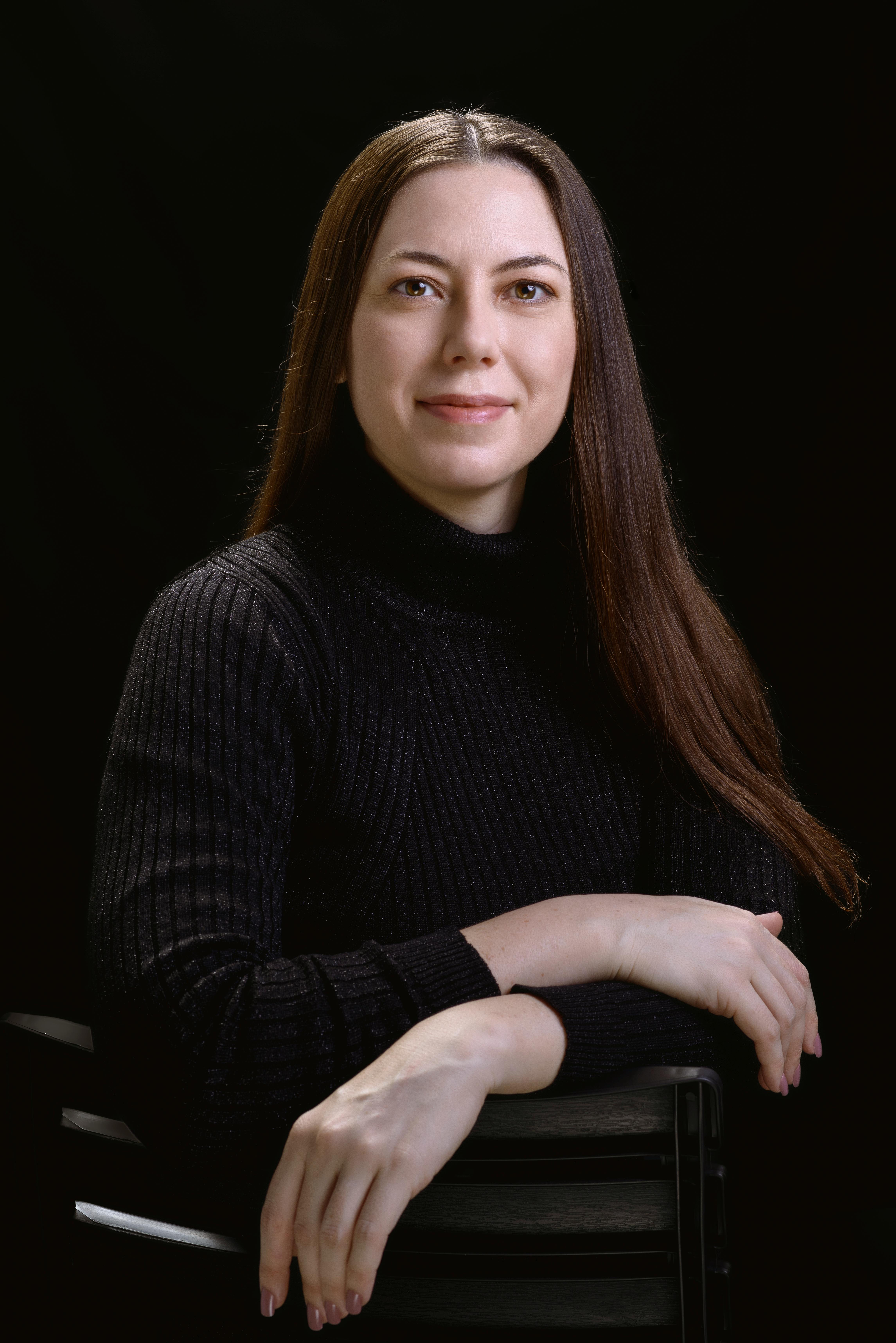 преподаватель курса кадры делового мира